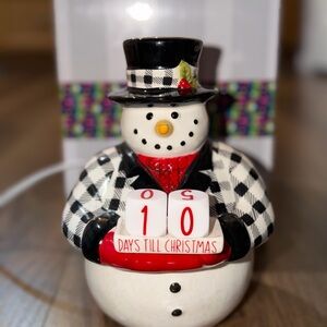 Scentsy Snowman Christmas Countdown Wax Warmer